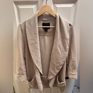 Elegant Beige Women's Blazer